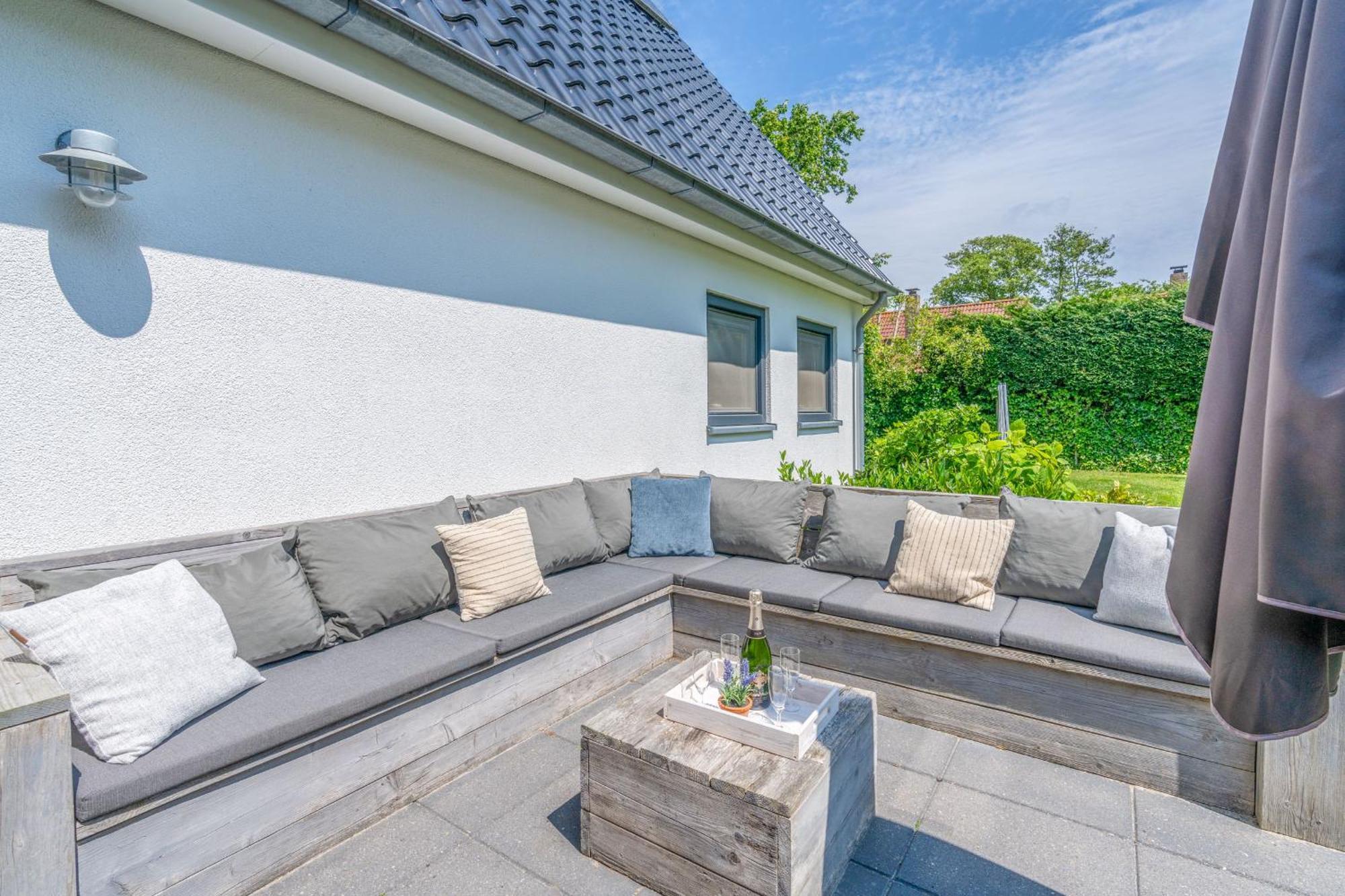 Witte Parel Villa Den Burg Bagian luar foto
